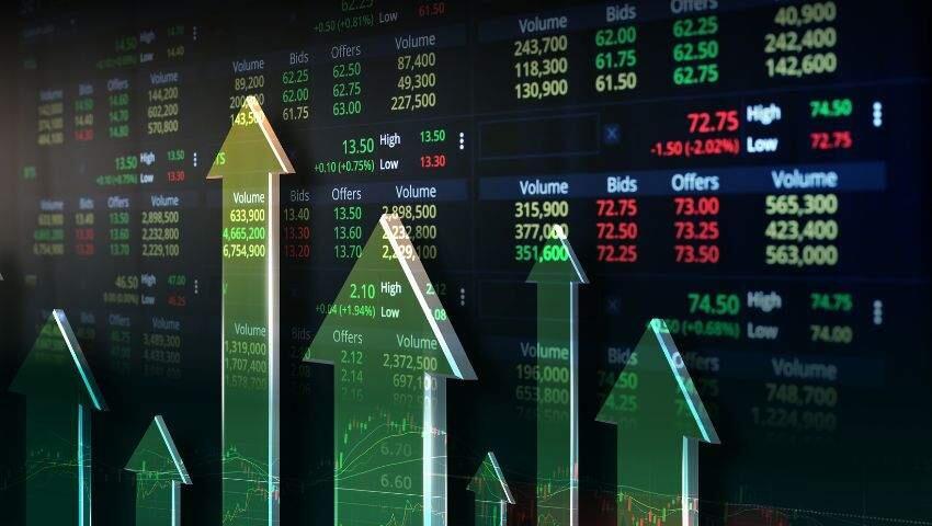 From Straddle Price to Expected Move Guide - MenthorQ
