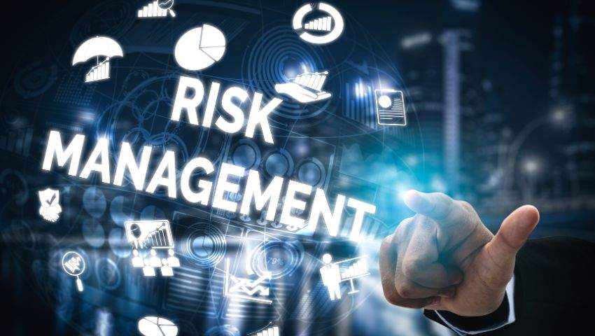Spreads and Risk Reduction Guide - MenthorQ