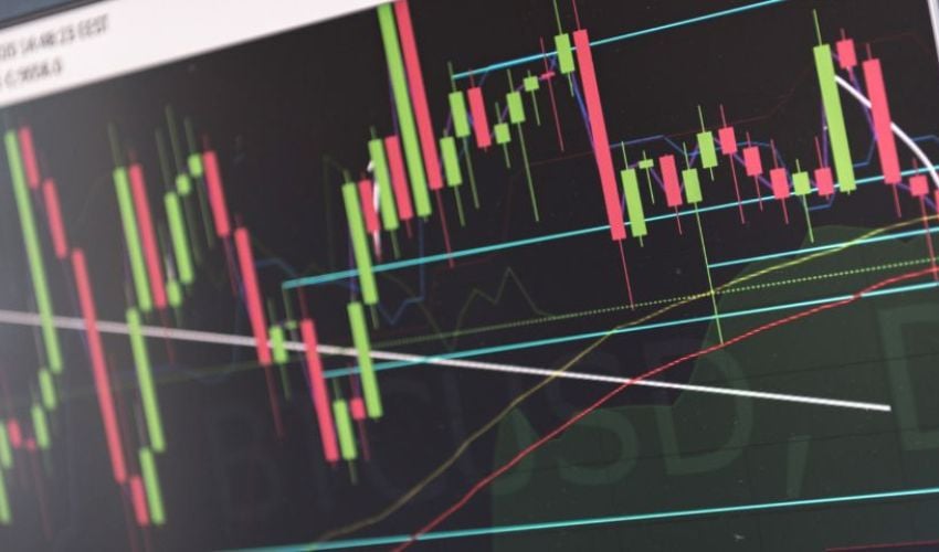 Trading With Hedging Flows and Positioning