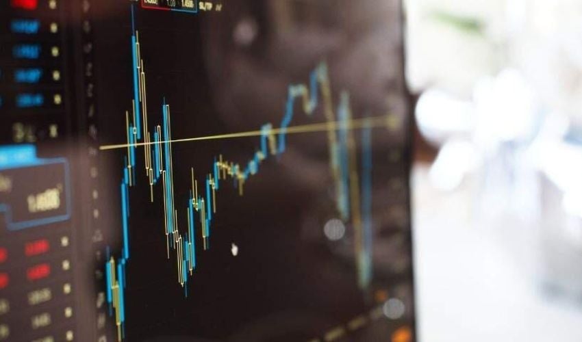 Reading the Volatility Term Structure