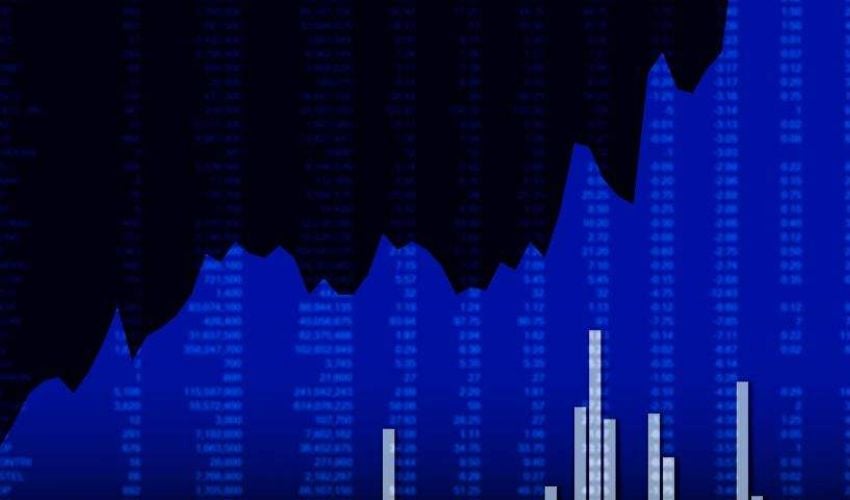 Greeks and Hedging Flow