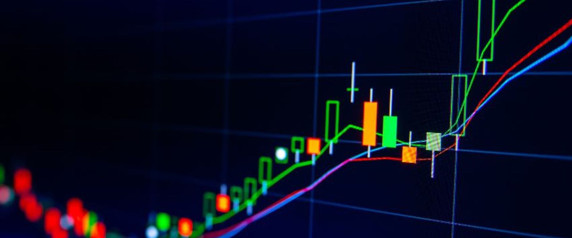 Understanding Variance Swaps in Markets